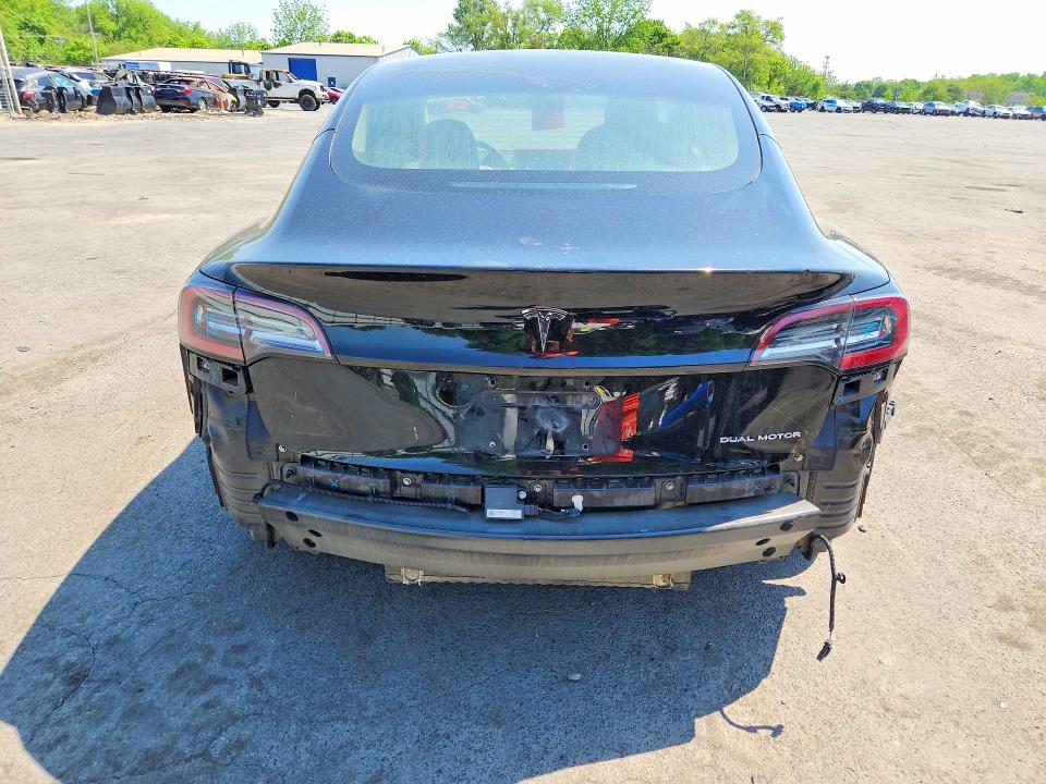 Продажа на аукционе авто 2018 Tesla Model 3, vin: 5YJ3E1EBXJF103413, номер лота: 54100656