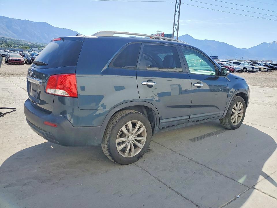 Продаж на аукціоні авто 2011 Kia Sorento, vin: 5XYKT4A2XBG099933, номер лоту: 53084036