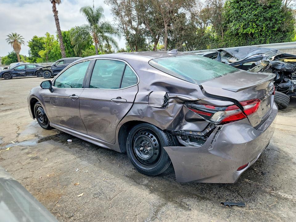 53203706 :رقم المزاد ، 4T1G11AK6RU247655 vin ، 2024 Toyota Camry مزاد بيع