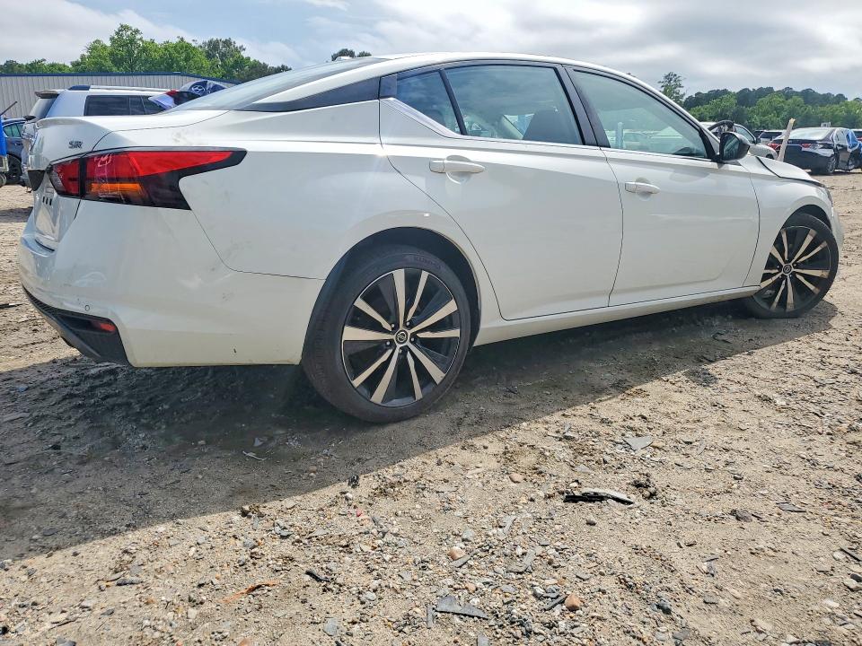 54704616 :رقم المزاد ، 1N4BL4CV5NN300535 vin ، 2022 Nissan Altima مزاد بيع