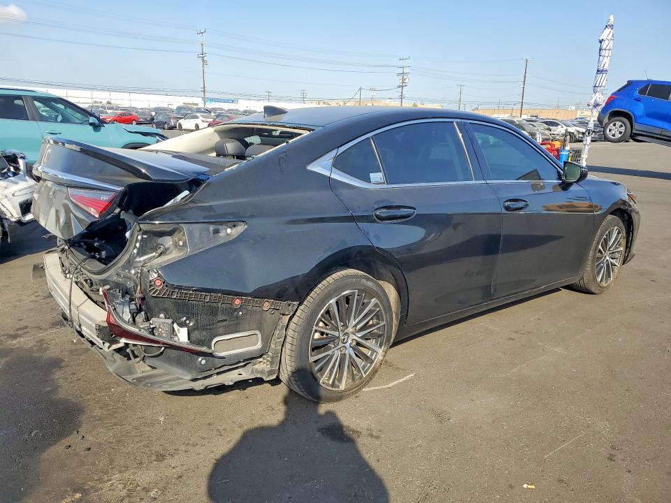 2025 Lexus Es 300h მანქანა იყიდება აუქციონზე, vin: 58ADA1C13SU057155, აუქციონის ნომერი: 53968166