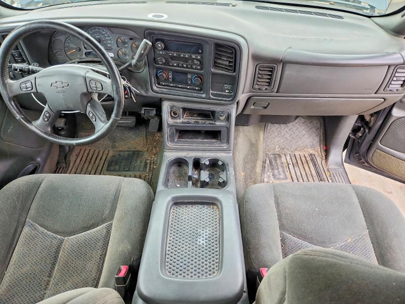2004 Chevrolet Silverado მანქანა იყიდება აუქციონზე, vin: 2GCEK19T141285353, აუქციონის ნომერი: 53740076