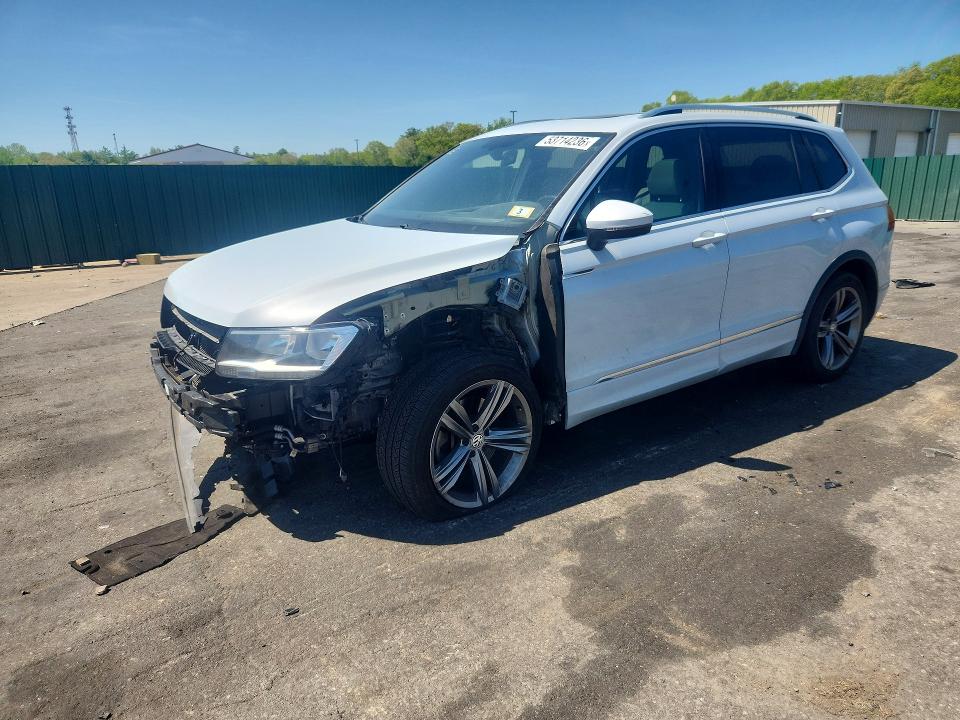 Продажа на аукционе авто 2019 Volkswagen Tiguan, vin: 3VV2B7AX5KM019877, номер лота: 53714236