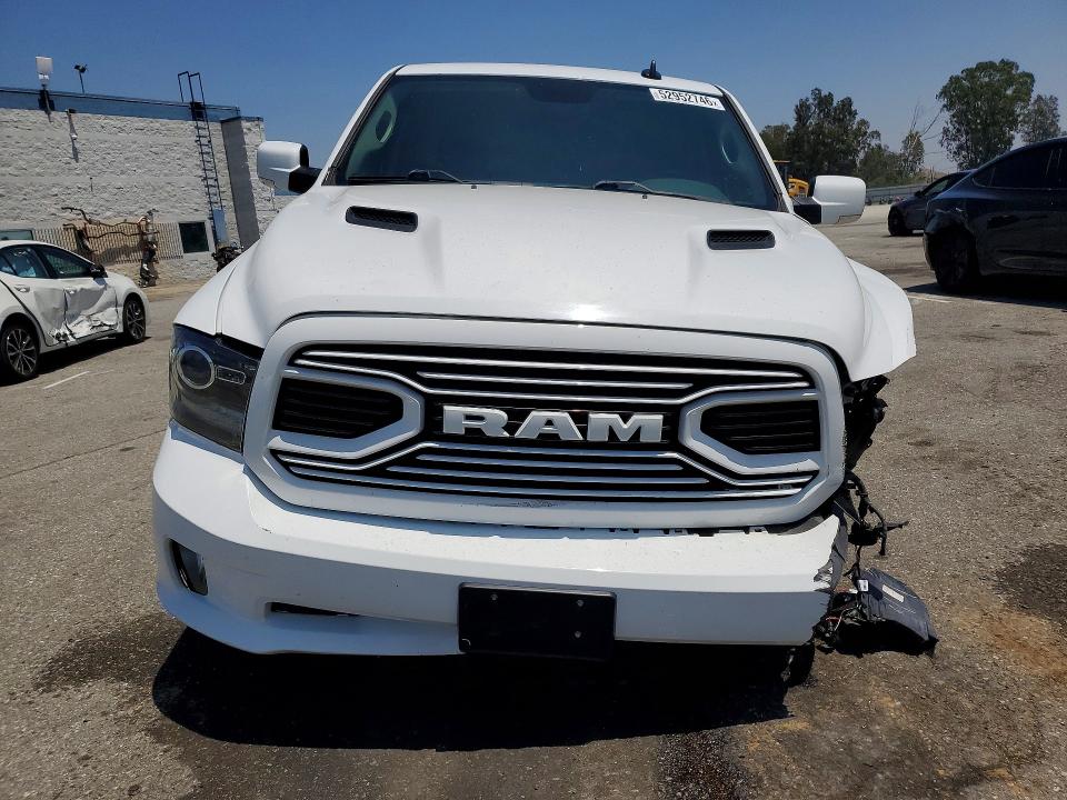 Продажа на аукционе авто 2018 Ram 1500, vin: 3C6JR6CT0JG204143, номер лота: 52952746