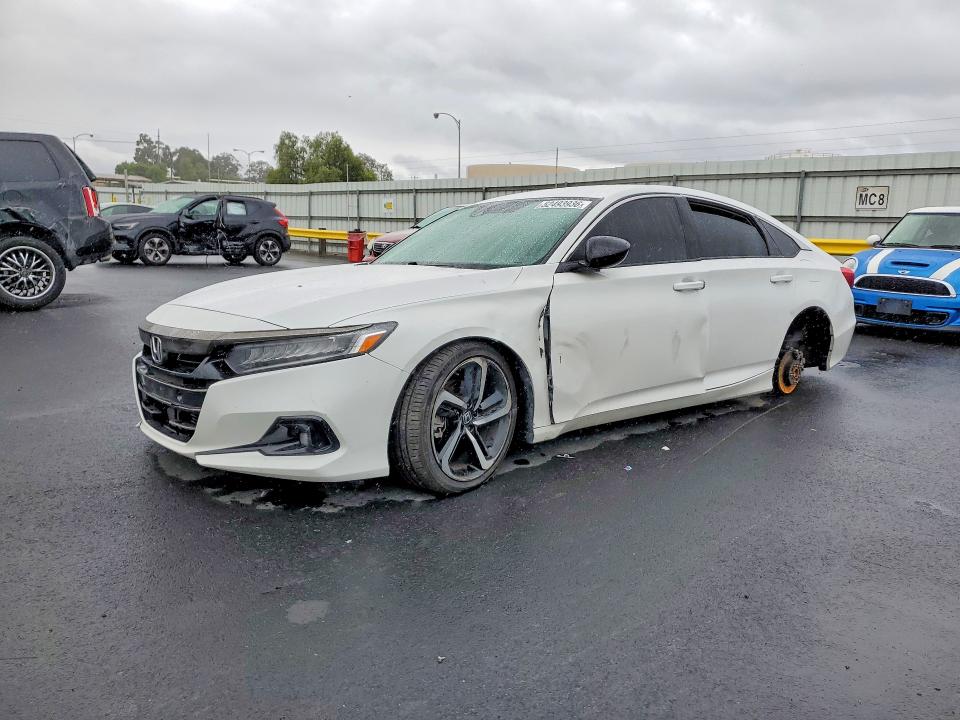 52493936 :رقم المزاد ، 1HGCV1F42MA019732 vin ، 2021 Honda Accord مزاد بيع