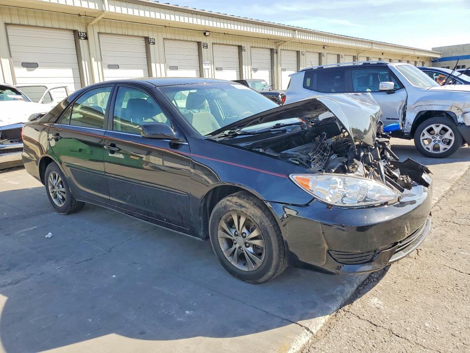 55520536 :رقم المزاد ، 4T1BE32K16U162209 vin ، 2006 Toyota Camry مزاد بيع