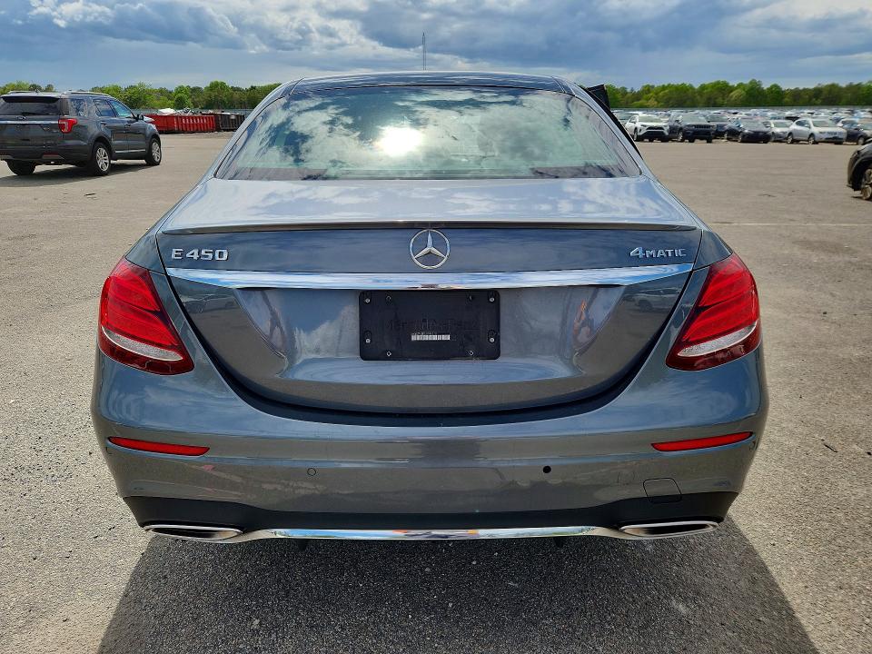 55330836 :رقم المزاد ، WDDZF6JB5LA745310 vin ، 2020 Mercedes-benz E مزاد بيع
