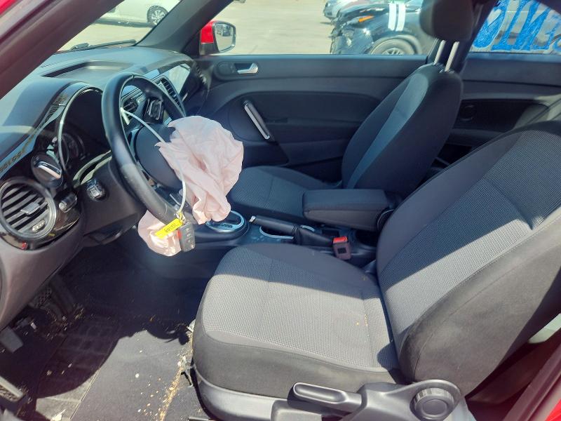 55106776 :رقم المزاد ، 3VWFD7AT6KM712199 vin ، 2019 Volkswagen Beetle مزاد بيع