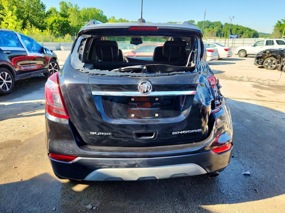 52725266 :رقم المزاد ، KL4CJASB3JB505982 vin ، 2018 Buick Encore مزاد بيع