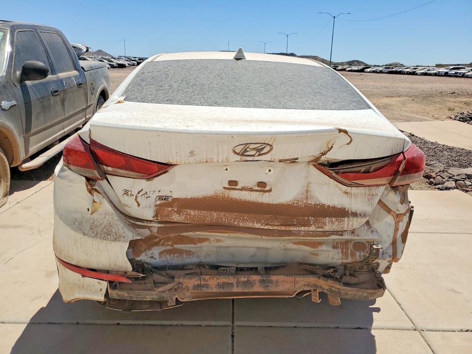2017 Hyundai Elantra მანქანა იყიდება აუქციონზე, vin: 5NPD74LF0HH143260, აუქციონის ნომერი: 53105696
