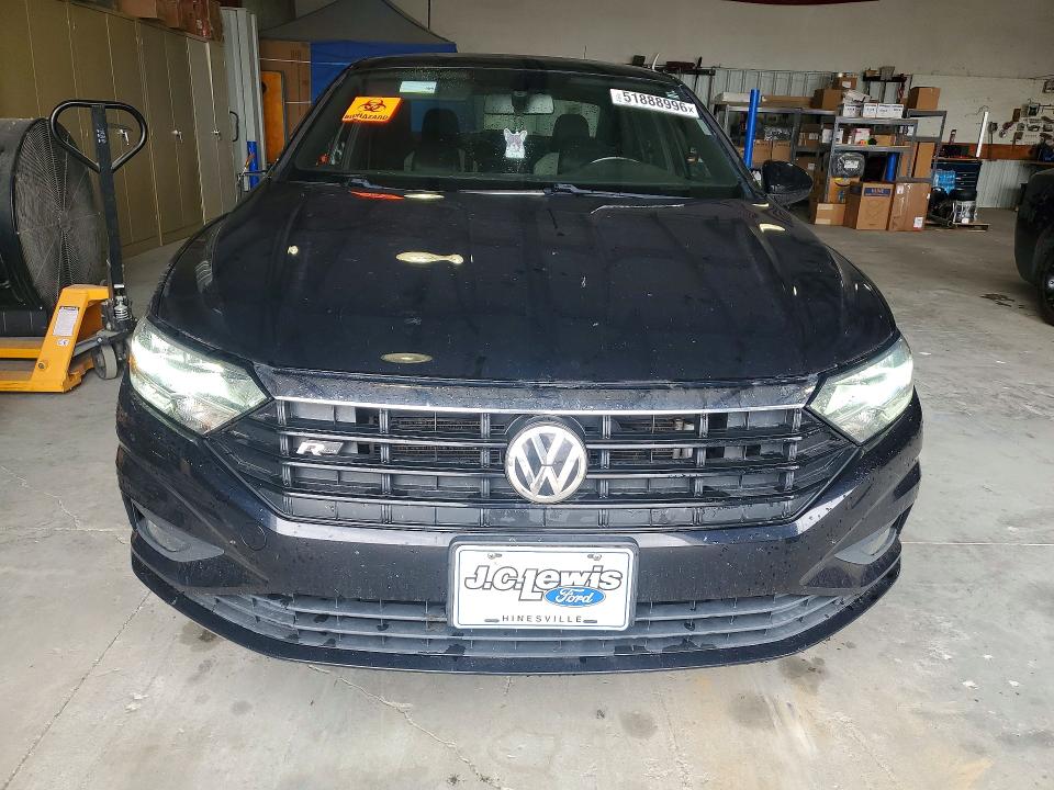 51888996 :رقم المزاد ، 3VWC57BU3KM197315 vin ، 2019 Volkswagen Jetta مزاد بيع
