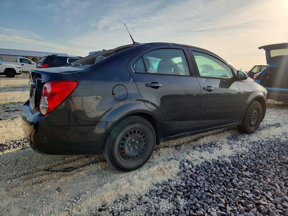 53198606 :رقم المزاد ، 1G1JA5SH2E4105164 vin ، 2014 Chevrolet Sonic مزاد بيع