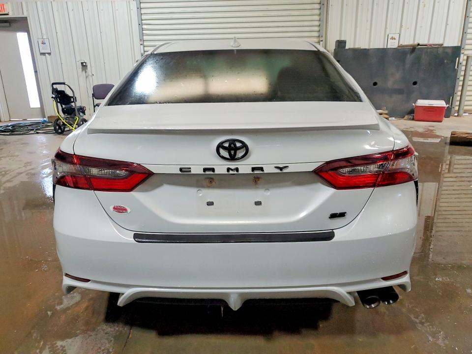 Продажа на аукционе авто 2024 Toyota Camry, vin: 4T1G11AK6RU192138, номер лота: 54166786