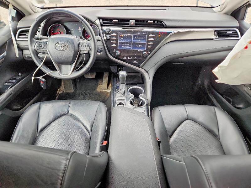55244066 :رقم المزاد ، 4T1BZ1HK0JU018918 vin ، 2018 Toyota Camry مزاد بيع