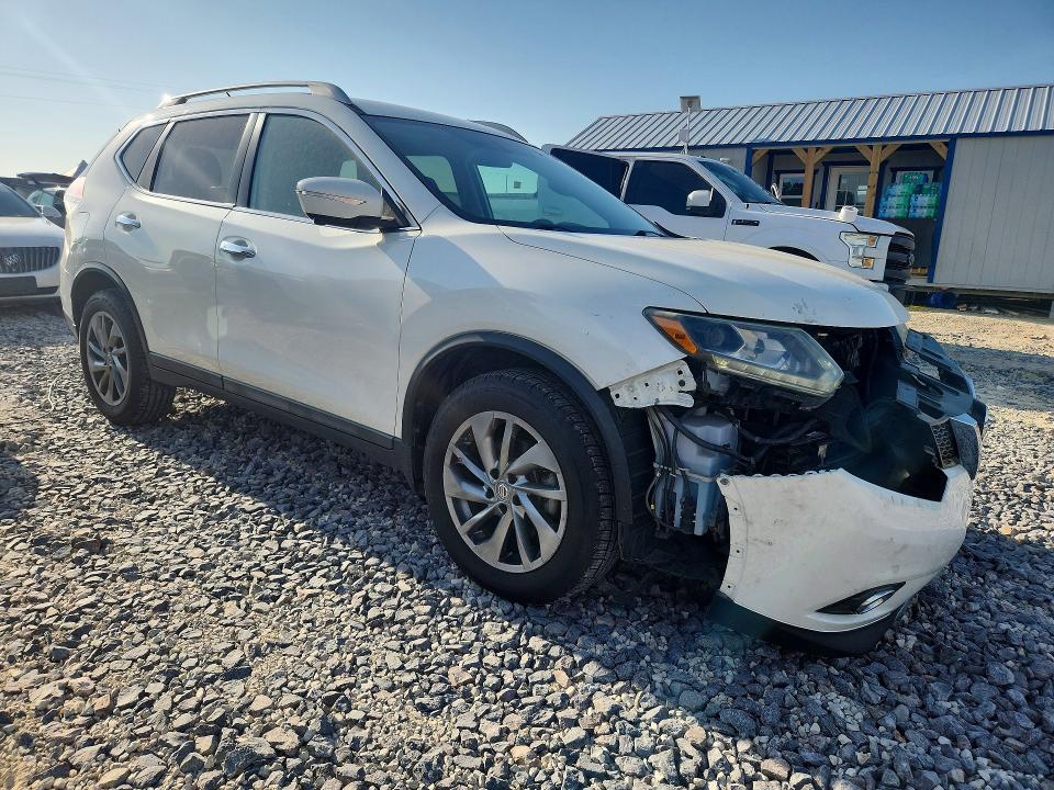 2015 Nissan Rogue მანქანა იყიდება აუქციონზე, vin: 5N1AT2MT7FC853073, აუქციონის ნომერი: 54070226
