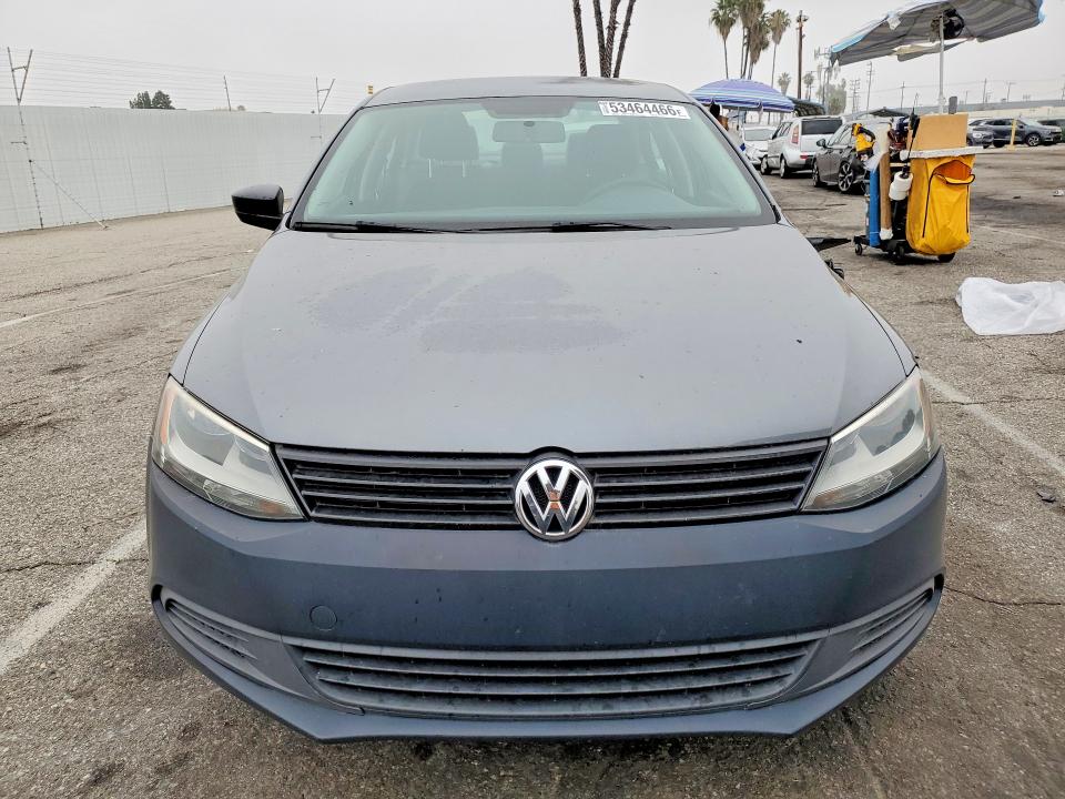 53464466 :رقم المزاد ، 3VW2K7AJ3EM405337 vin ، 2014 Volkswagen Jetta مزاد بيع