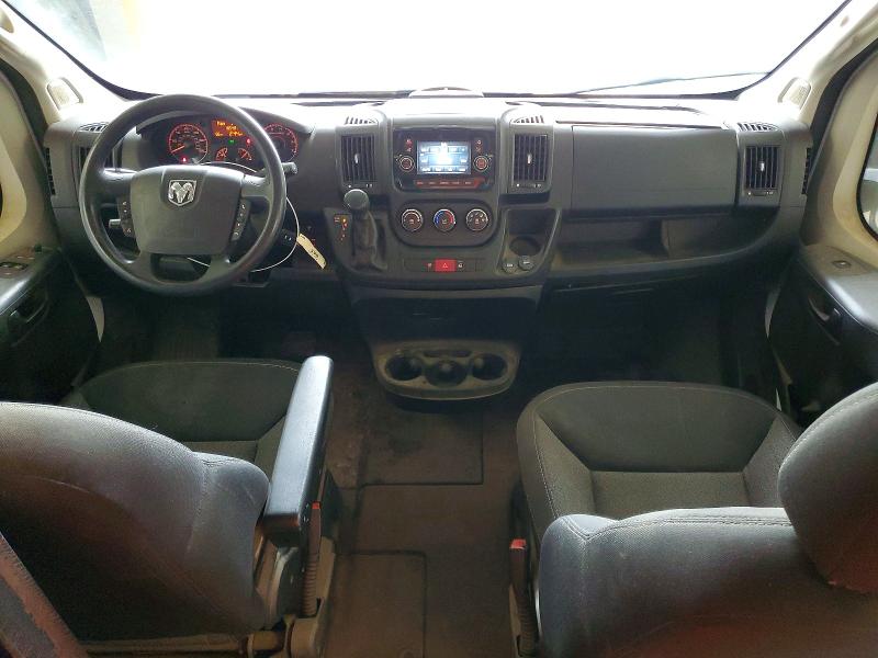 52023266 :رقم المزاد ، 3C6TRVAG4JE136739 vin ، 2018 Ram Promaster 1500 مزاد بيع