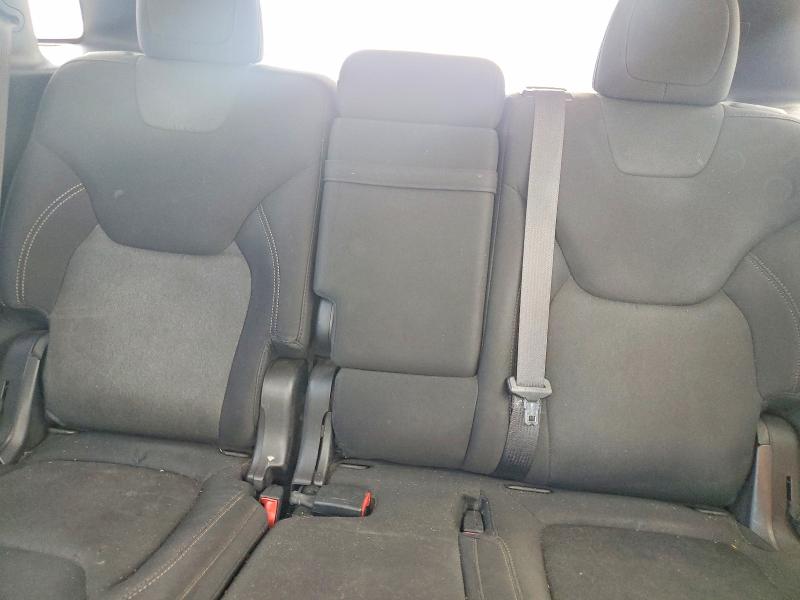 52584196 :رقم المزاد ، 1C4PJLCB4EW170893 vin ، 2014 Jeep Cherokee مزاد بيع