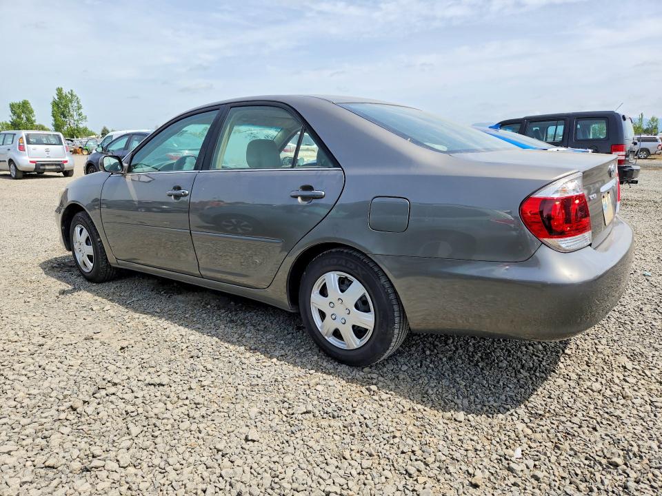 2006 Toyota Camry მანქანა იყიდება აუქციონზე, vin: 4T1BE32K16U735500, აუქციონის ნომერი: 51870436