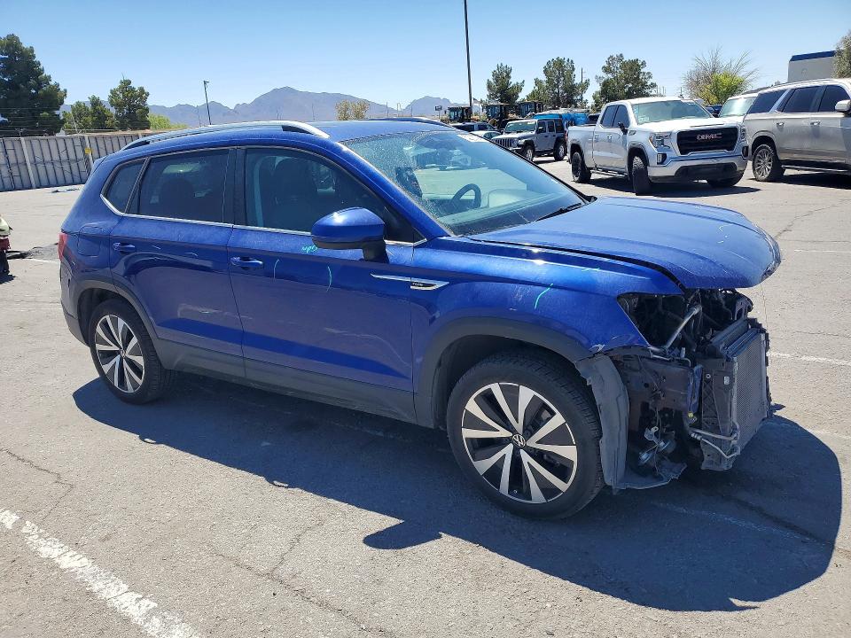 52737376 :رقم المزاد ، 3VVEX7B24PM348272 vin ، 2023 Volkswagen Taos مزاد بيع