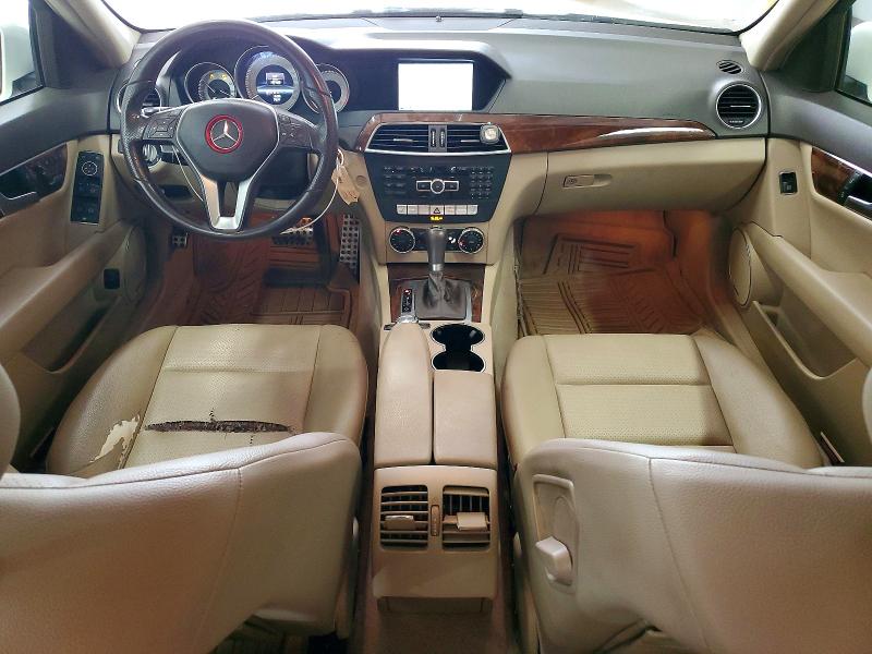 2013 Mercedes-benz C მანქანა იყიდება აუქციონზე, vin: WDDGF8AB4DR256161, აუქციონის ნომერი: 55099236