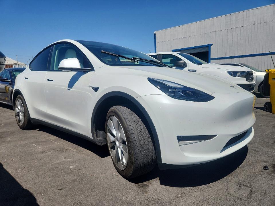 2023 Tesla Model Y მანქანა იყიდება აუქციონზე, vin: 7SAYGDEE5PF816923, აუქციონის ნომერი: 53633256