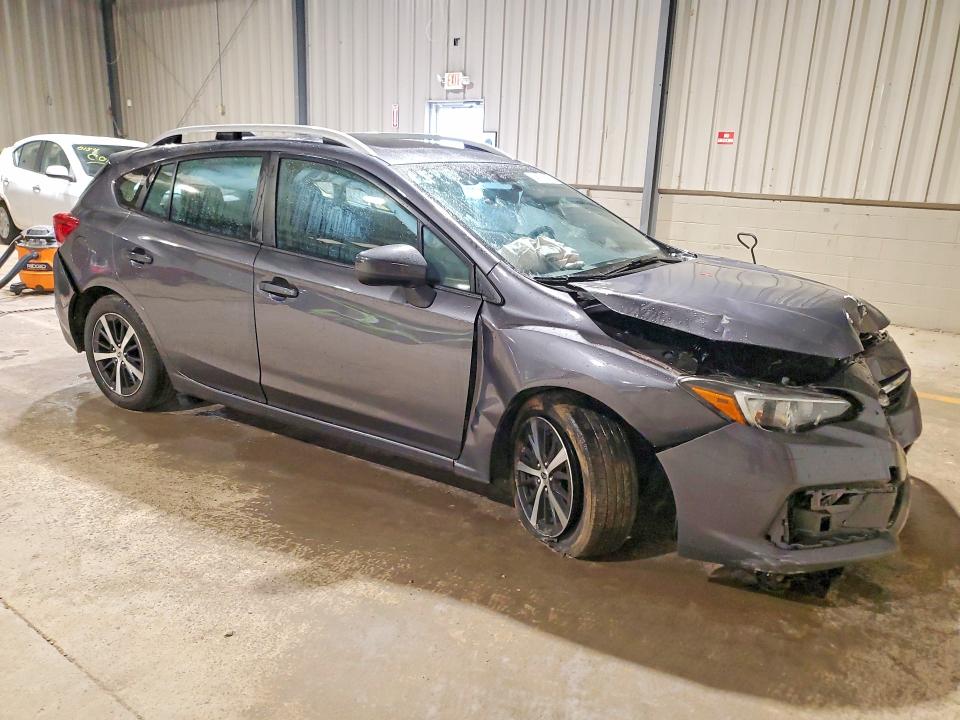 54695166 :رقم المزاد ، 4S3GTAD62N3718634 vin ، 2022 Subaru Impreza مزاد بيع