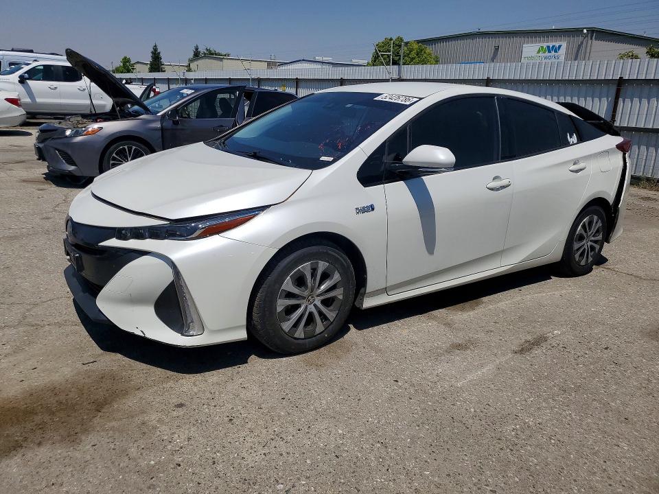 Продажа на аукционе авто 2020 Toyota Prius Prime, vin: JTDKARFP3L3132090, номер лота: 52426786