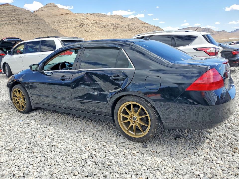 55623156 :رقم المزاد ، 1HGCM56867A192073 vin ، 2007 Honda Accord مزاد بيع