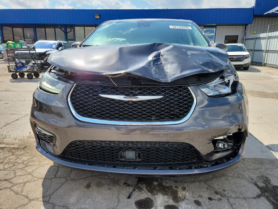 Продаж на аукціоні авто 2022 Chrysler Pacifica, vin: 2C4RC1L73NR148623, номер лоту: 52750906