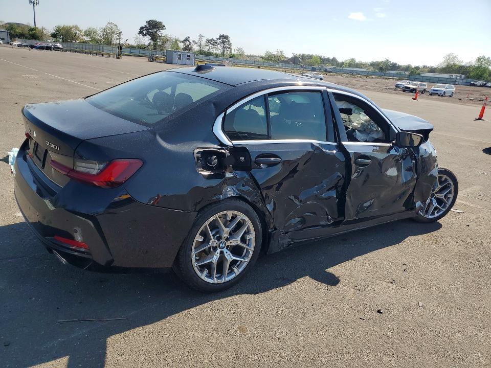 53548706 :رقم المزاد ، 3MW89CW06S8F72939 vin ، 2025 Bmw 330xi مزاد بيع