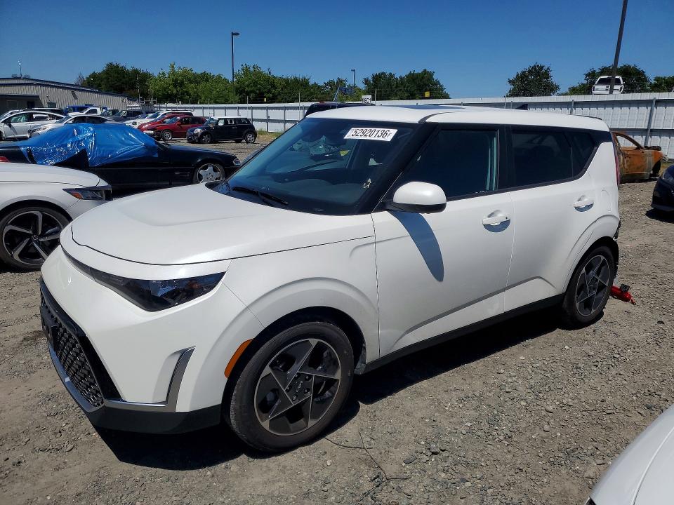 52920136 :رقم المزاد ، KNDJ33AU2S7951812 vin ، 2025 Kia Soul مزاد بيع