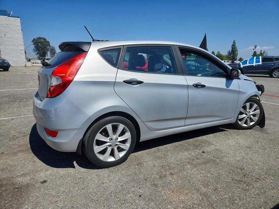 Продажа на аукционе авто 2013 Hyundai Accent, vin: KMHCU5AE3DU130664, номер лота: 54476196