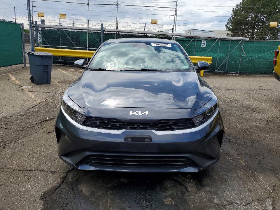 53649296 :رقم المزاد ، 3KPF24AD5RE811455 vin ، 2024 Kia Forte مزاد بيع