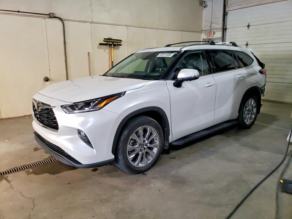 Auction sale of the 2024 Toyota Highlander, vin: 5TDKDRBH5RS537607, lot number: 54971536