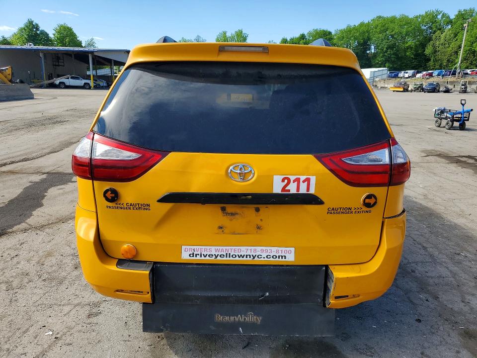 Продажа на аукционе авто 2016 Toyota Sienna, vin: 5TDKK3DC2GS764058, номер лота: 55363536
