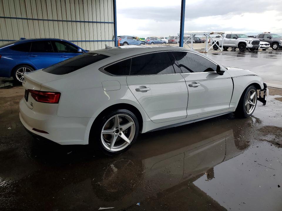54282816 :رقم المزاد ، WAUDNCF55JA004142 vin ، 2018 Audi A5 مزاد بيع