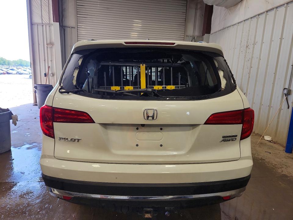 55428056 :رقم المزاد ، 5FNYF6H98JB010463 vin ، 2018 Honda Pilot مزاد بيع