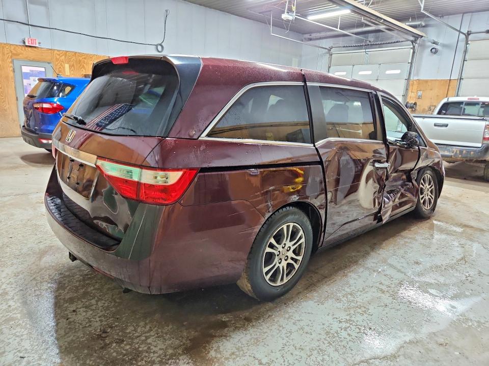 52012446 :رقم المزاد ، 5FNRL5H64DB069950 vin ، 2013 Honda Odyssey مزاد بيع