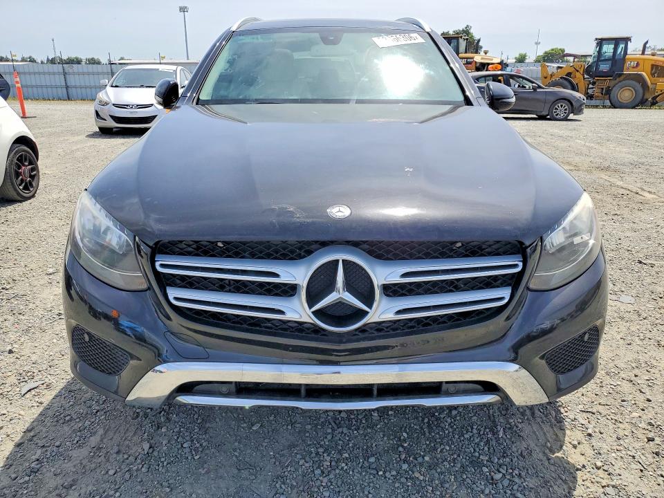 52066306 :رقم المزاد ، WDC0G4JB9GF114390 vin ، 2016 Mercedes-benz Glc مزاد بيع