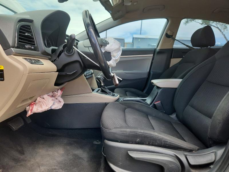 2017 Hyundai Elantra მანქანა იყიდება აუქციონზე, vin: 5NPD84LF2HH016300, აუქციონის ნომერი: 54493986