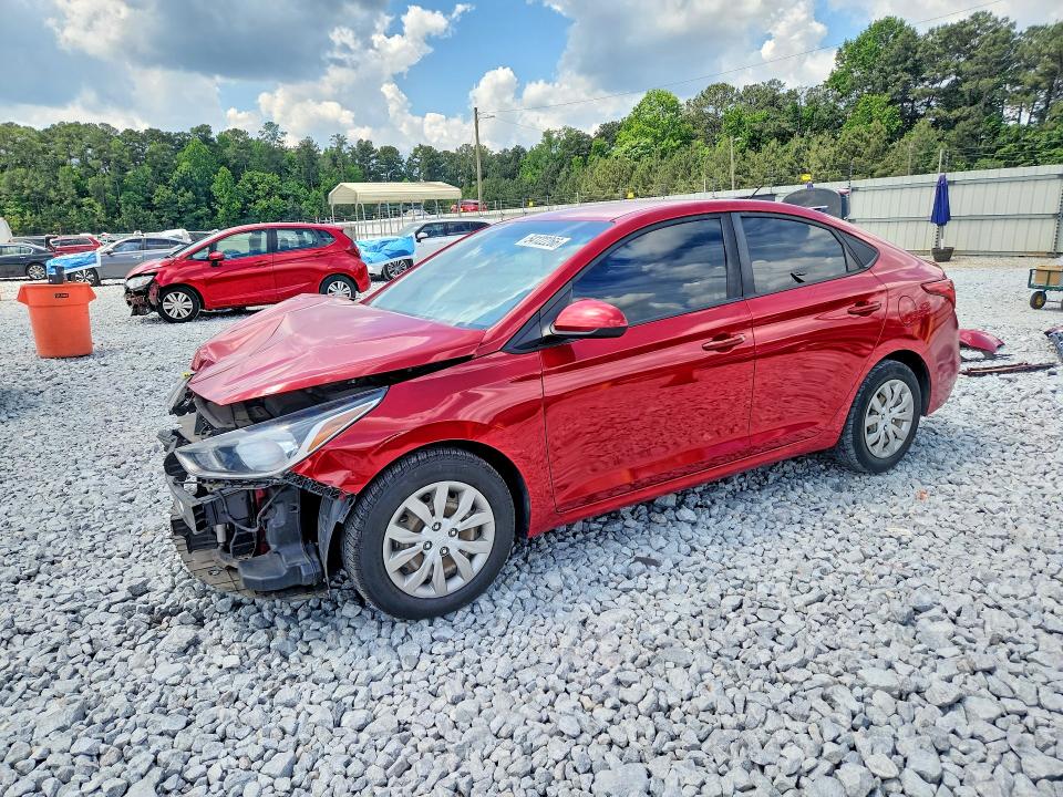 2018 Hyundai Accent მანქანა იყიდება აუქციონზე, vin: 3KPC24A31JE005871, აუქციონის ნომერი: 54122266