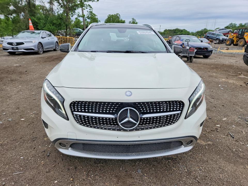 53964046 :رقم المزاد ، WDCTG4GB4FJ031482 vin ، 2015 Mercedes-benz Gla مزاد بيع