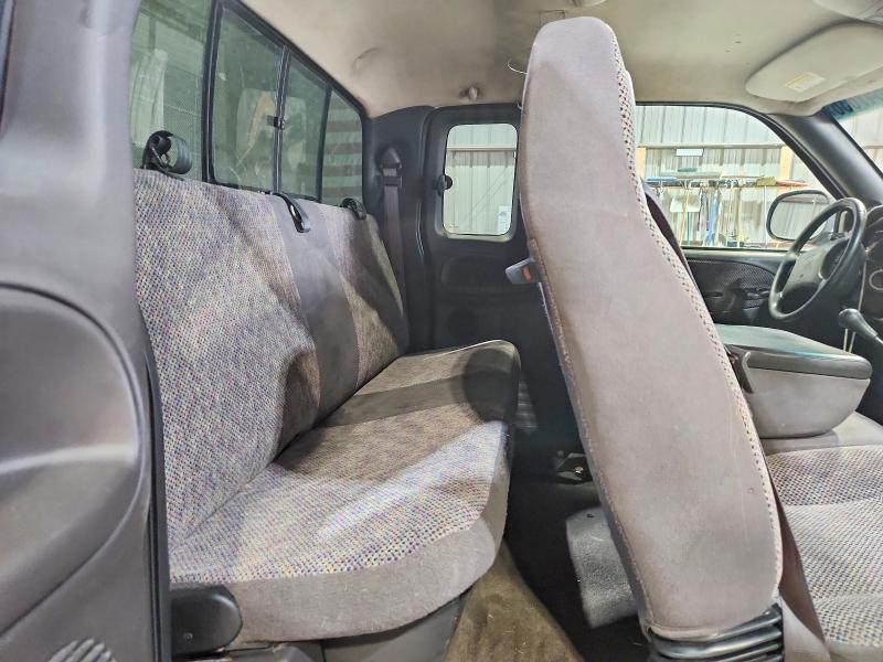 53847636 :رقم المزاد ، 1B7KF23641J520894 vin ، 2001 Dodge Ram 2500 مزاد بيع