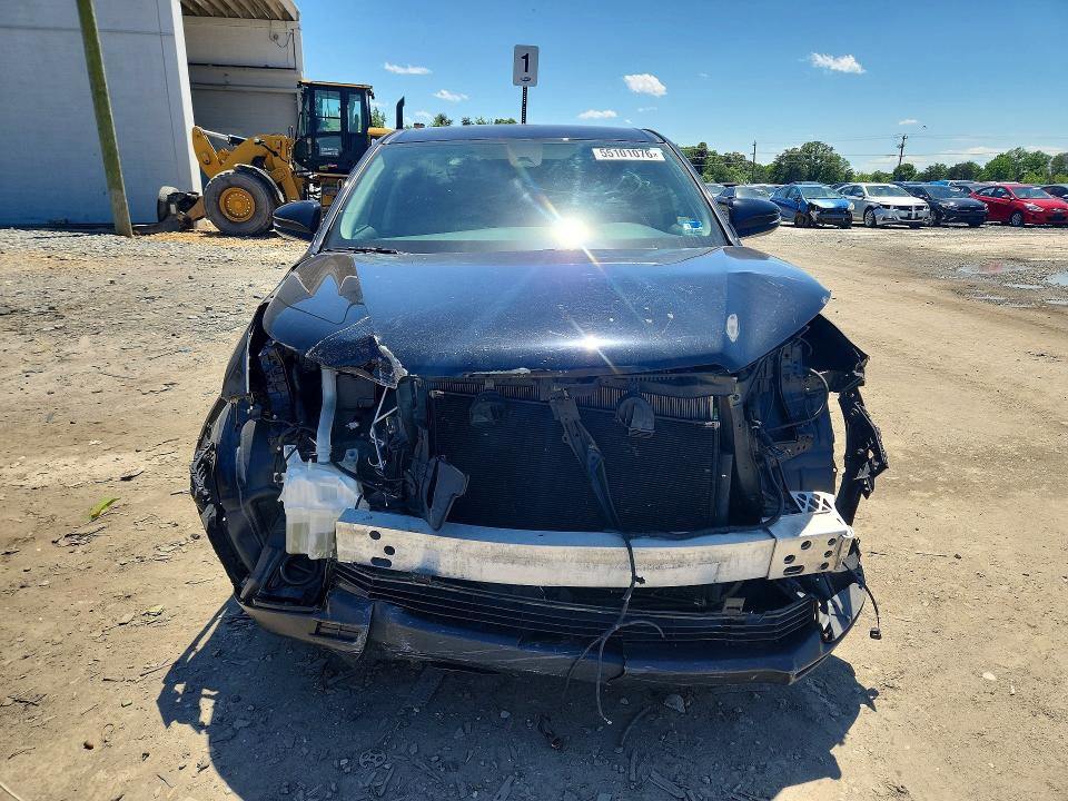 55101076 :رقم المزاد ، 5TDZARFH7HS023807 vin ، 2017 Toyota Highlander مزاد بيع