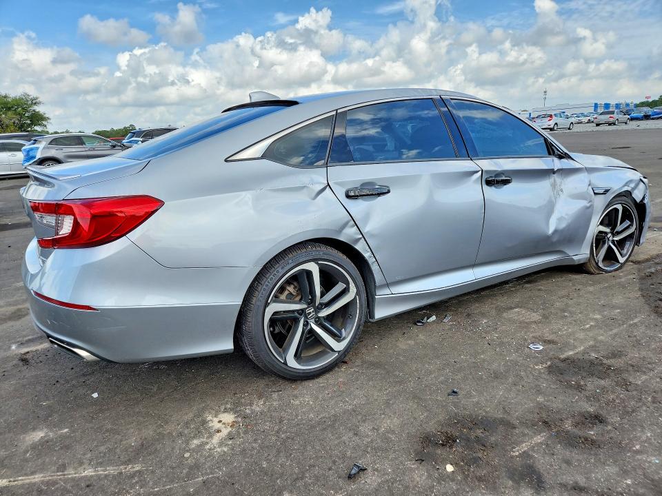 Aukcja sprzedaży 2018 Honda Accord, vin: 1HGCV1F30JA086123, numer aukcji: 55272066
