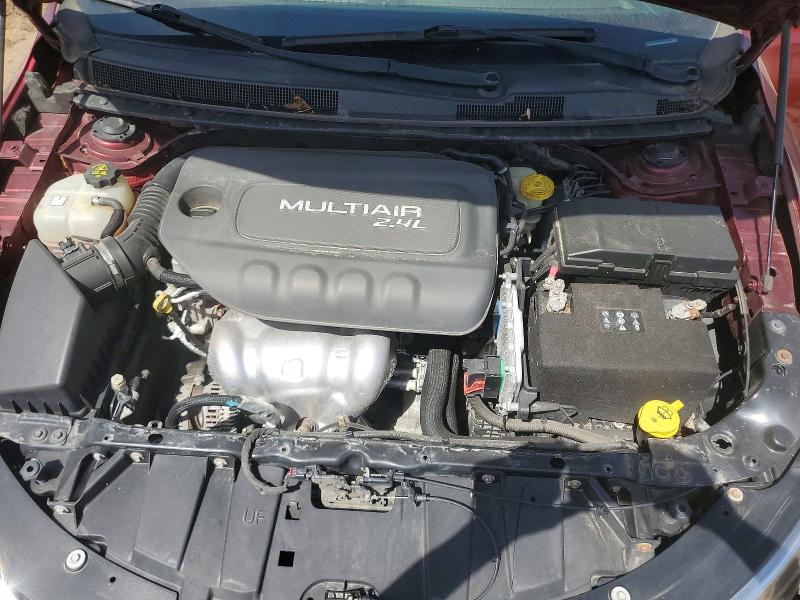 52050816 :رقم المزاد ، 1C3CCCAB8FN605003 vin ، 2015 Chrysler 200 مزاد بيع