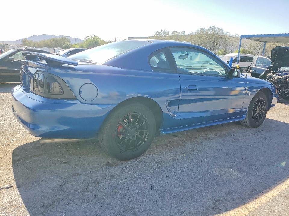 1998 Ford Mustang მანქანა იყიდება აუქციონზე, vin: 1FAFP4048WF132581, აუქციონის ნომერი: 52435846