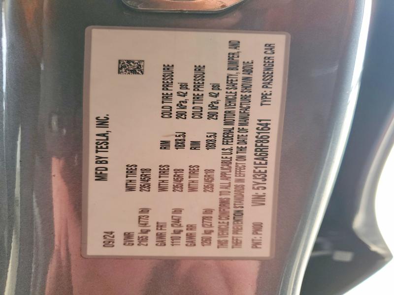 Продажа на аукционе авто 2024 Tesla Model 3, vin: 5YJ3E1EA6RF861641, номер лота: 52261106