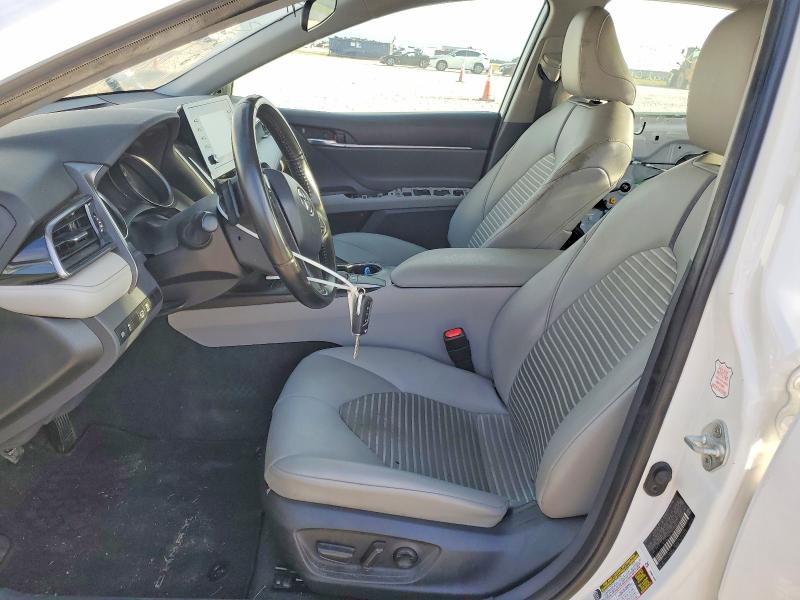 Продажа на аукционе авто 2022 Toyota Camry, vin: 4T1G11AK7NU690827, номер лота: 52726956